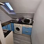 Studio Flat, Heathrow, Free Parking, Netflix